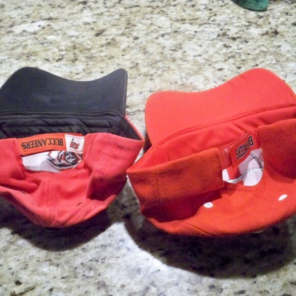 tampa bay buccaneers hats 1 new 1 preowned used - Picture 2 of 3